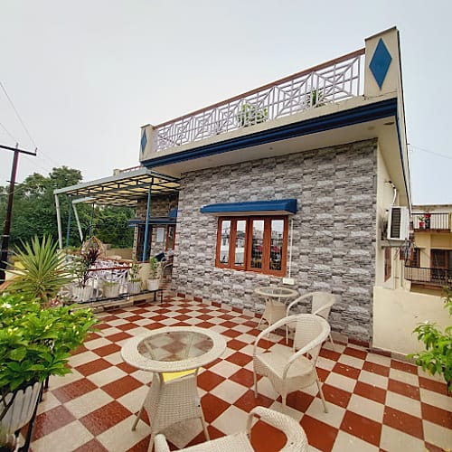 DDN1435 Mountain View Homestay in Dehradun, Uttarakhand