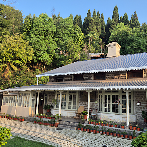 206 British Villa Takdah Heritage Villa