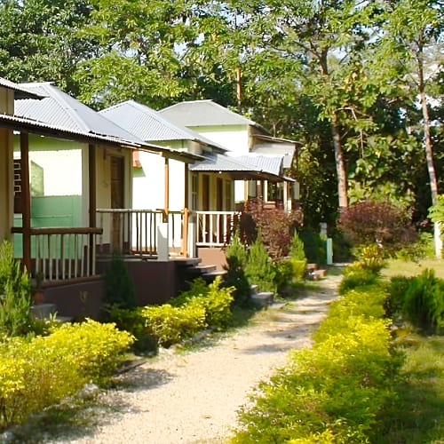 821 Standard Resort In Jaldapara With Cottages 