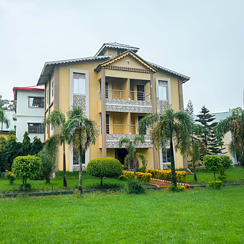 Front Image Of Resort