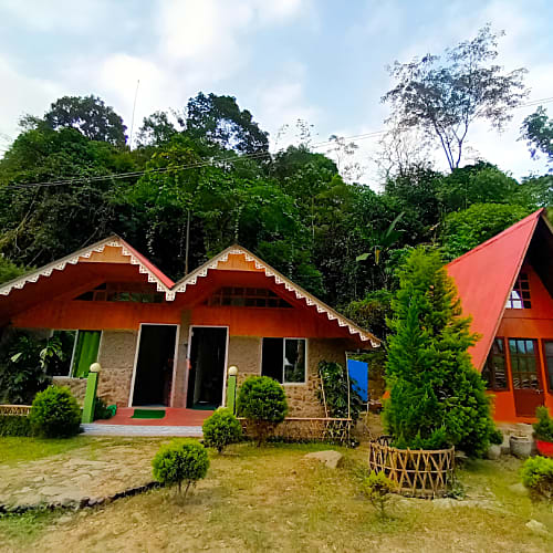 Nature Covered Homestay 