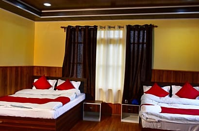 Pine Tree Homestay Sittong
