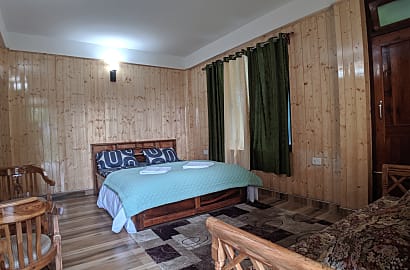 Charkhole Ratna Aditya Homestay