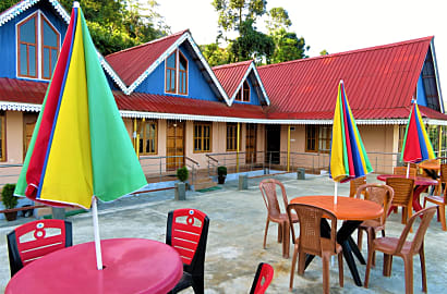 Pine Tree Homestay Sittong