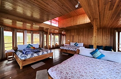 Deluxe Cottage Room