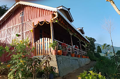 Risheehat Farmstay
