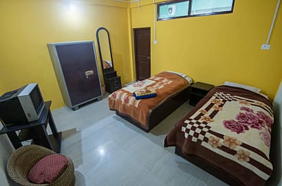 Silver Peak Home Stay