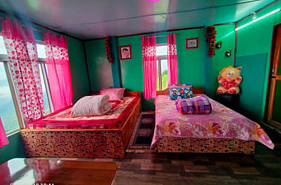 Deluxe Cottage Room