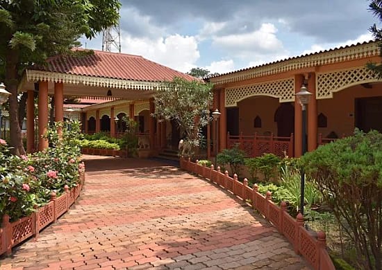 KJR1868 Premium Hotel in Joda