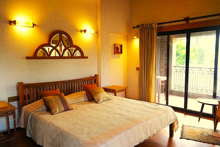 Stunning Luxury Eco-Retreats In City Center Locations image