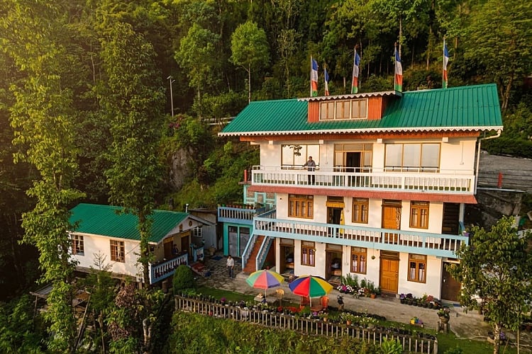 Where Is Rimbick Peaceful Village Homestay in Rimbick with Singalila Valley Views