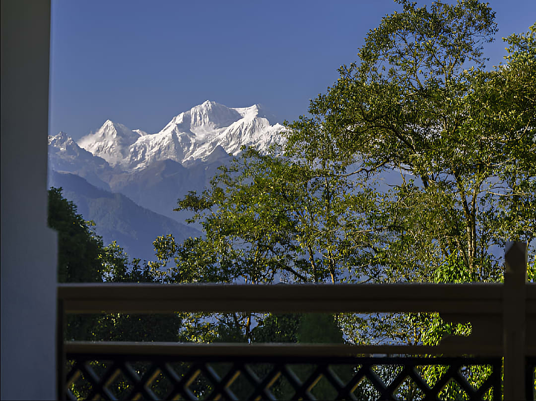 Book The Pelling Resort Pelling, View Photos, Rooms, Price